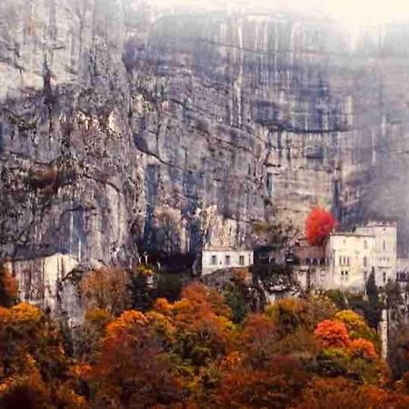 Tiny Liloumaca Coeur Ste Baume Villa Plan d'Aups Buitenkant foto